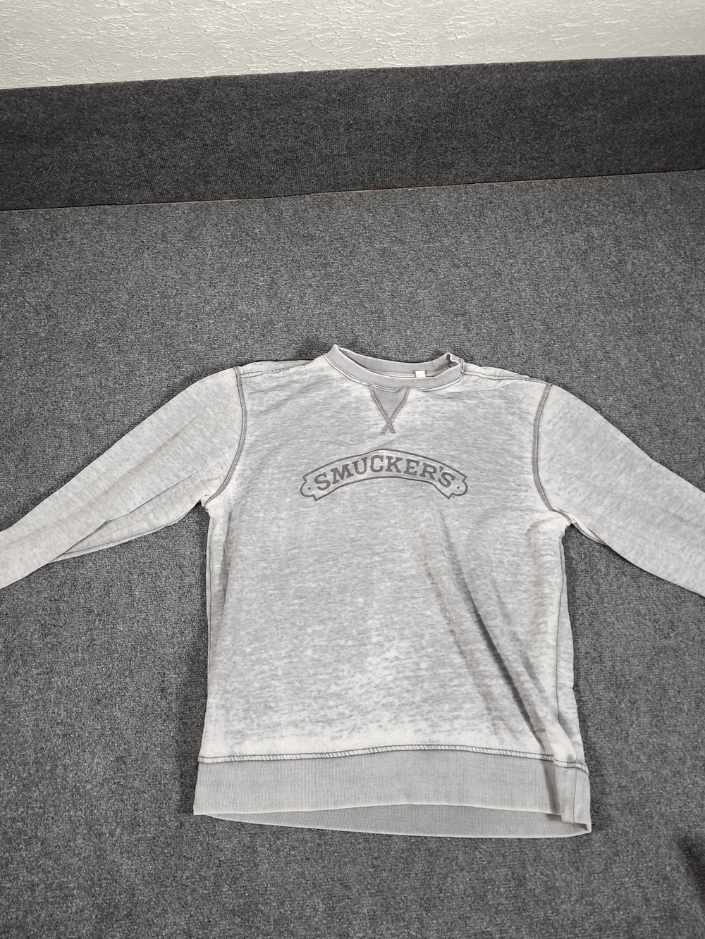 Smucker's Men's Light Gray Crewneck Sweatshirt